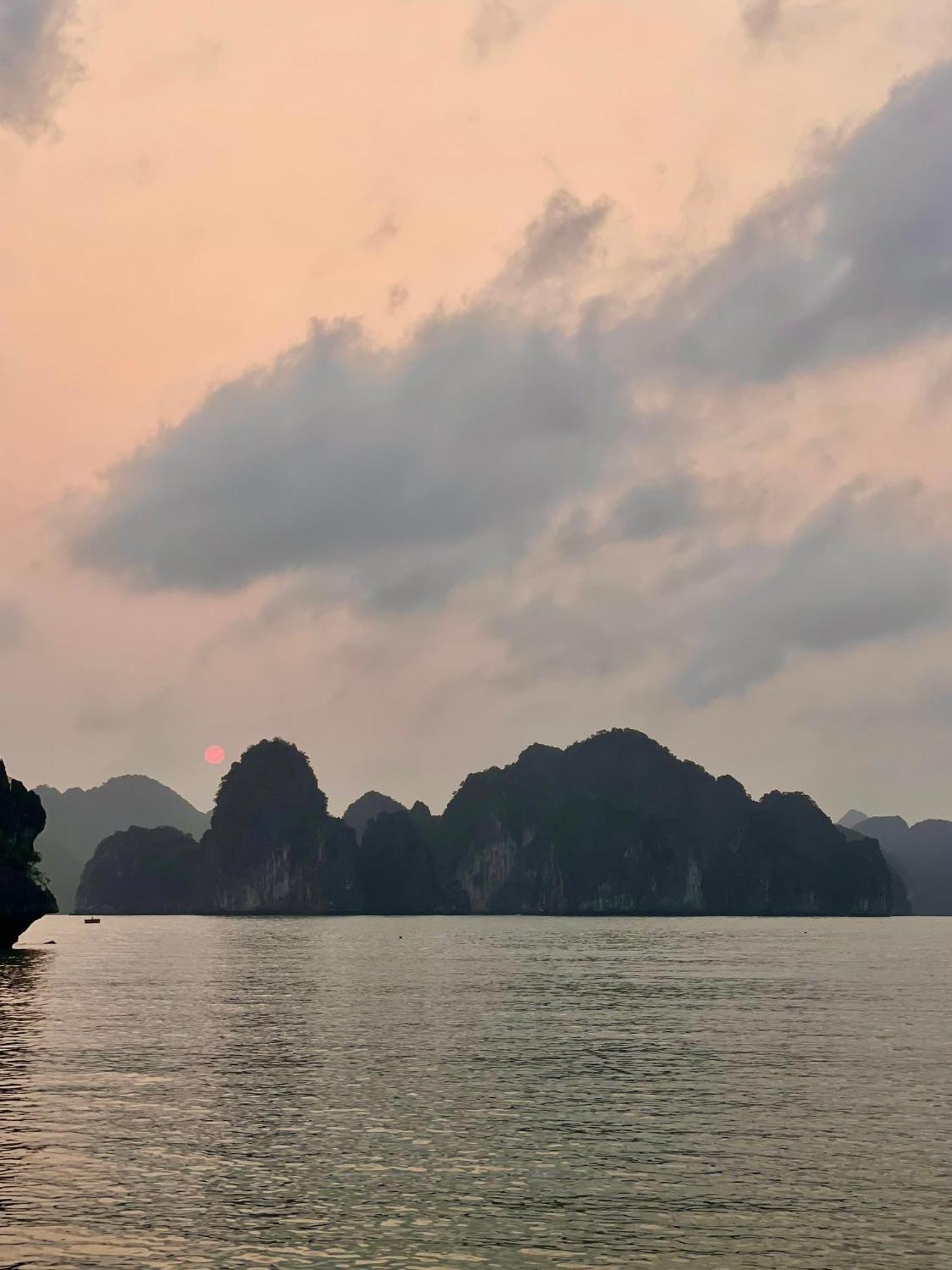 Viet Hai Lan Homestay Trung Trang Bagian luar foto
